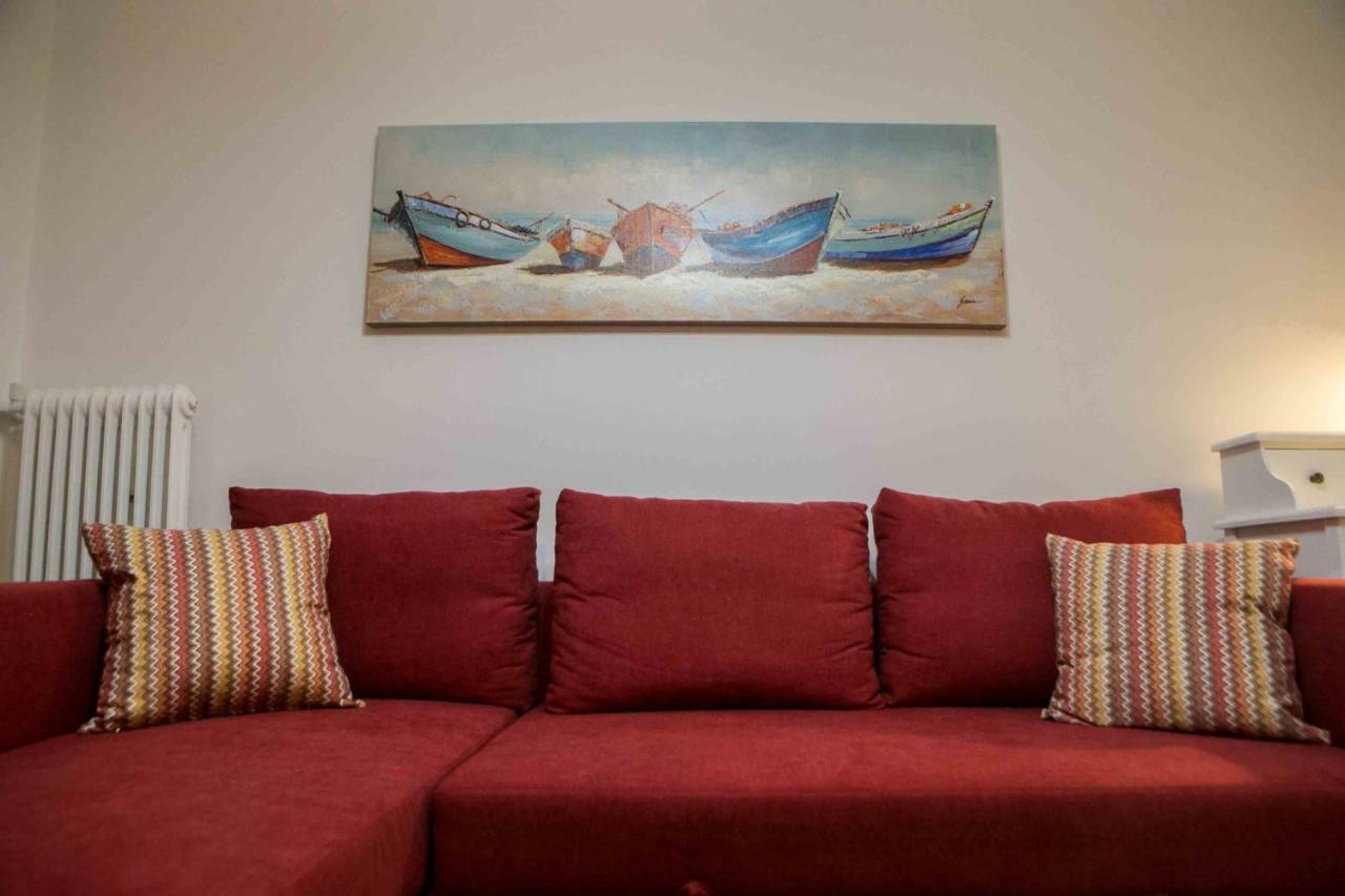 Appartement House, Kolchidos, Ampelokipoi Metro,